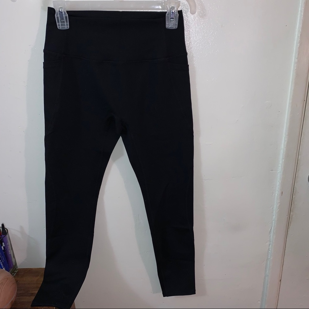 For the peach FTP black workout leggings